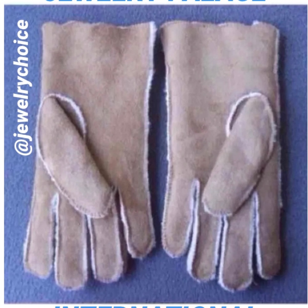 🍀PRICE FIRM🍀 🆕Women Faux Fur Black Winter Glove